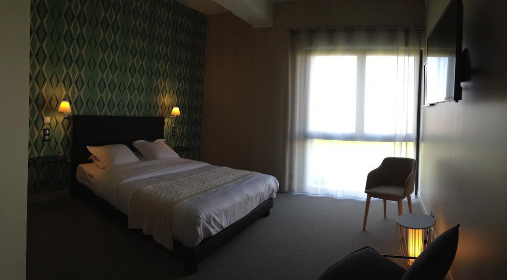 Dans Les Vignes Otel Chamery Dış mekan fotoğraf