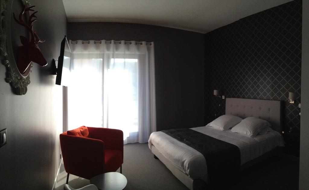 Dans Les Vignes Otel Chamery Dış mekan fotoğraf